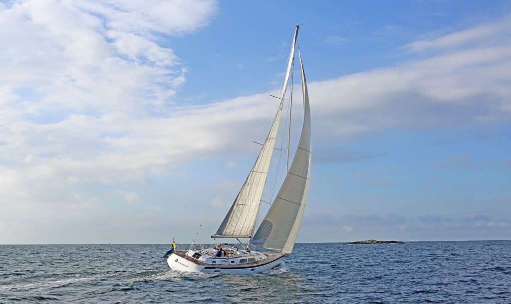 Hallberg Rassy 44 yacht