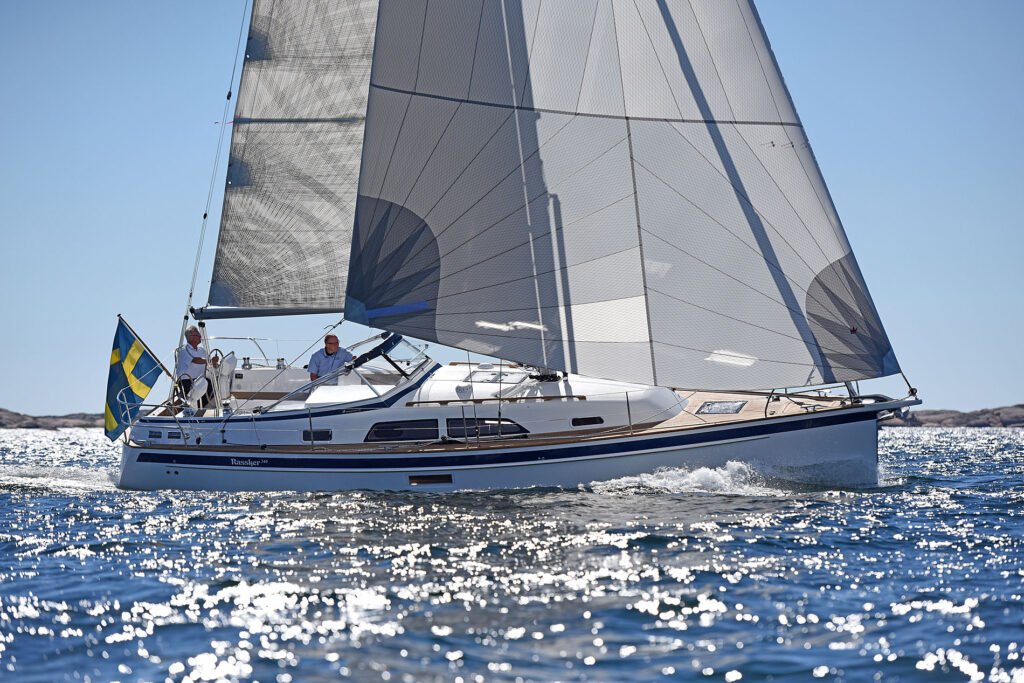 Hallberg Rassy 340 yacht