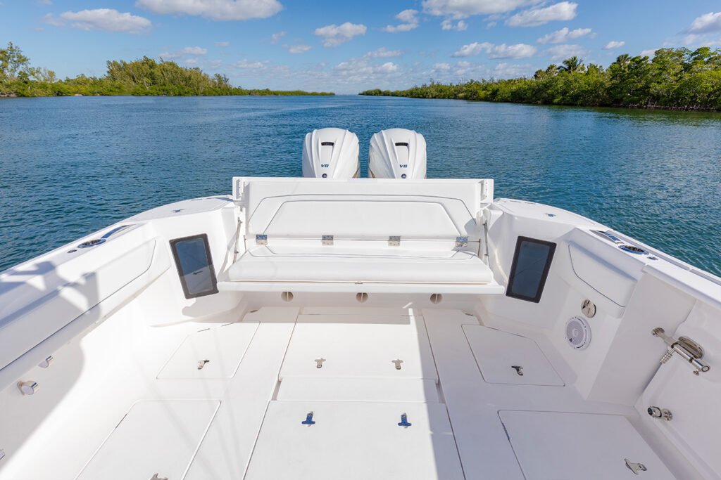 Center console boat for sale, interior and living space
