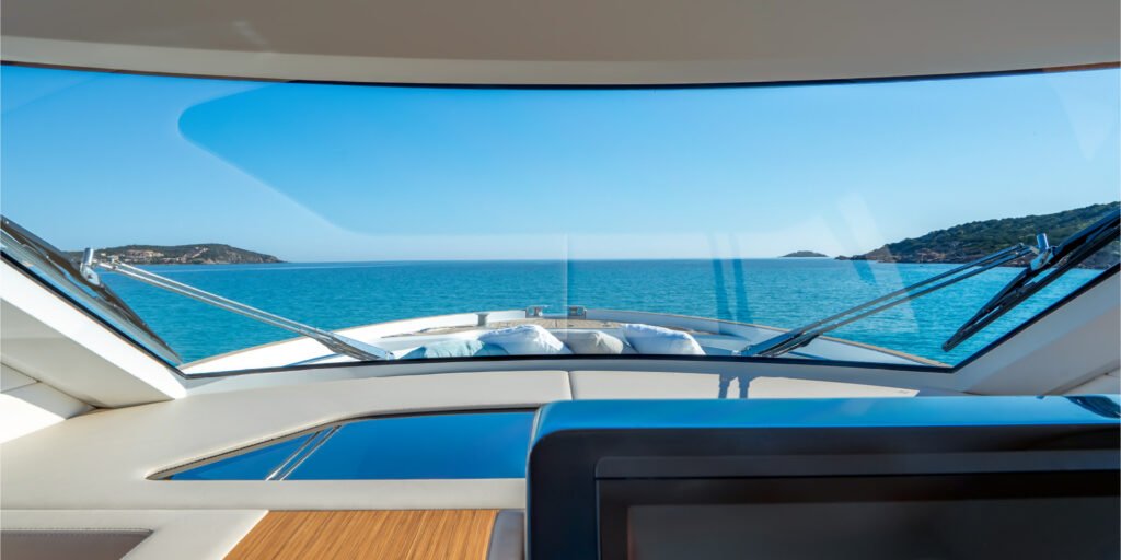 Solaris Power 52 Coupé yacht