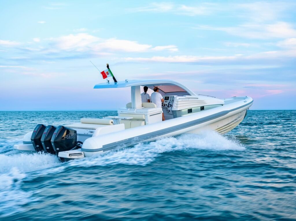 16 guest Italian planning hull yacht, modern interior design
