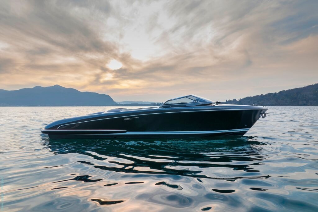 10 metre 8 guest Italian built yacht for sale, exterior on the water