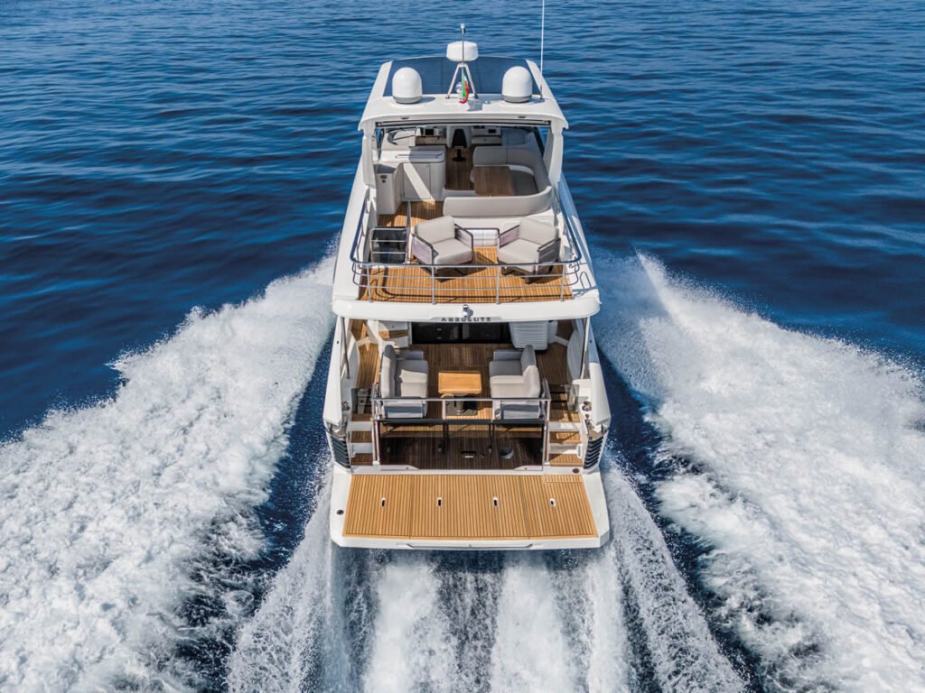 16 metre flybridge yacht around 900,000 euros for sale