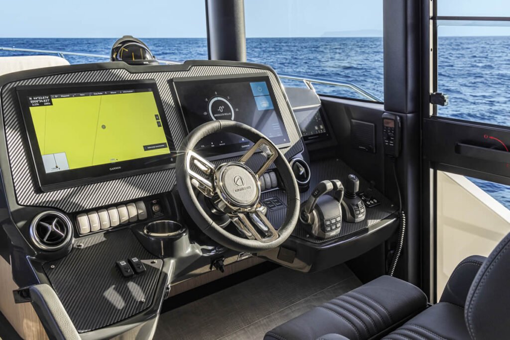 16 metre flybridge yacht interior and saloon