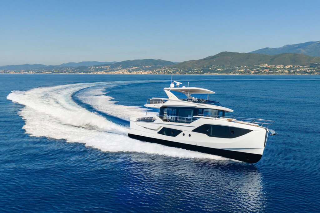 Absolute Navetta 62 yacht