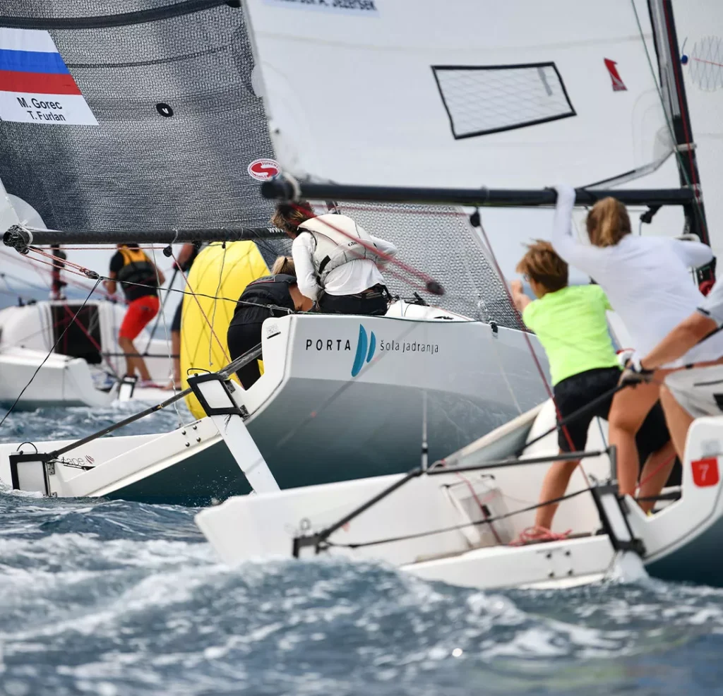 Beneteau First 18SE for sale