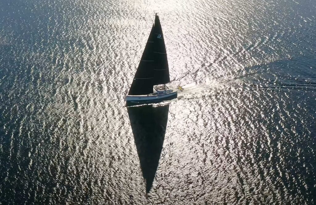 16 metre Swedish built 2 cabin yacht for sale, on the water