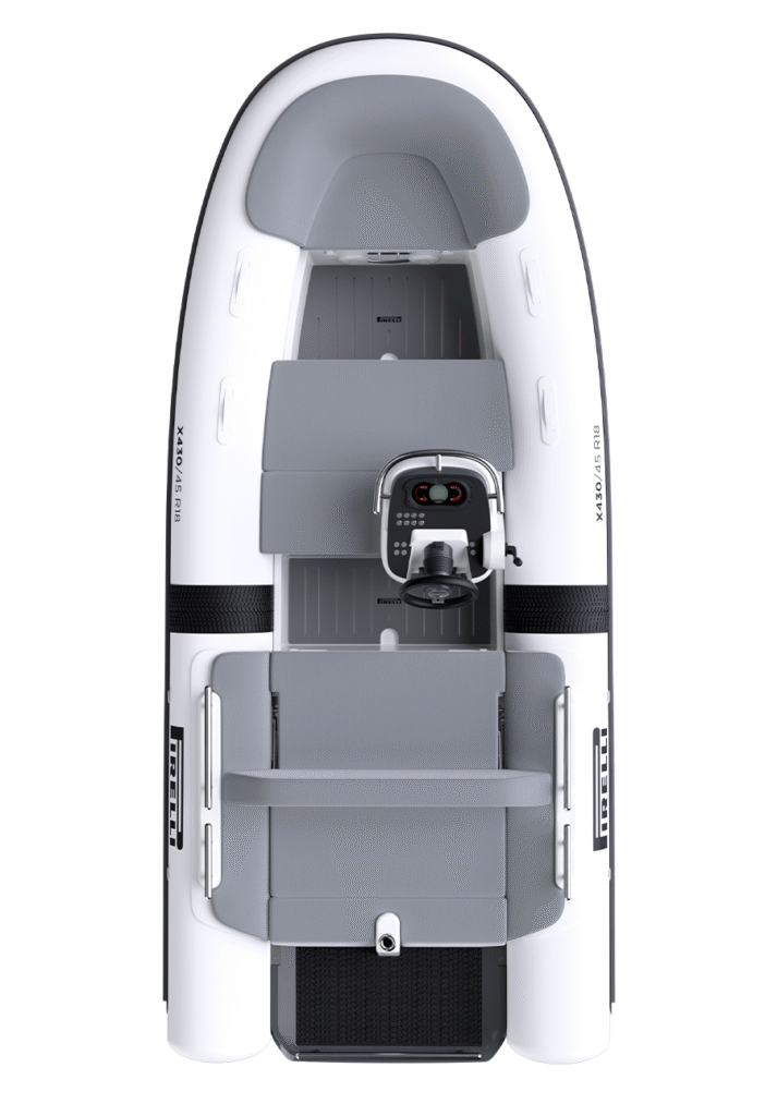 13 metre yacht at anchor