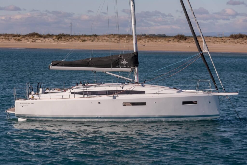 2 cabin 8 guest displacement yacht for sale, interior and living space