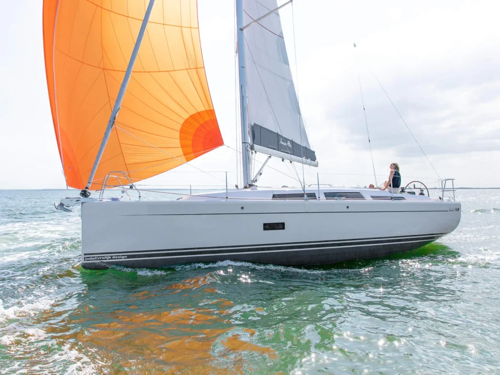 2 cabin 8 guest German built yacht for sale, interior and living space