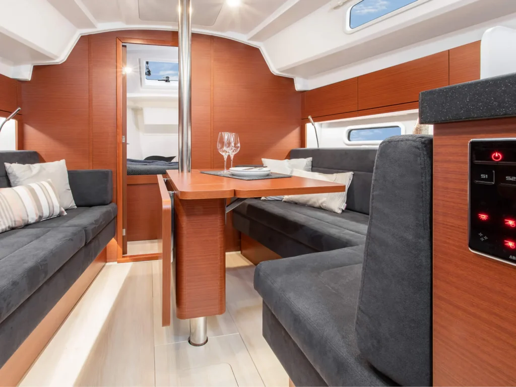 11m sailing yacht for sale, exterior on the water