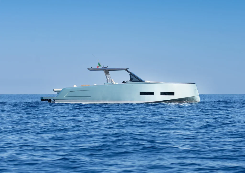 Pardo 43 yacht