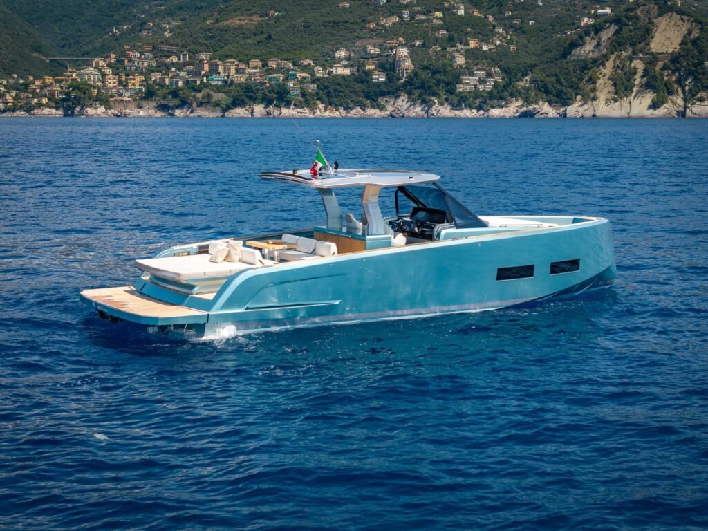 14 metre yacht for sale, interior and living space