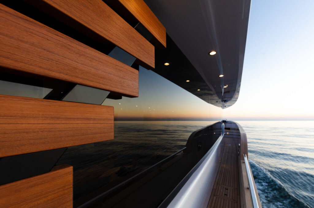 26 metre semi-displacement yacht for sale, interior and living space
