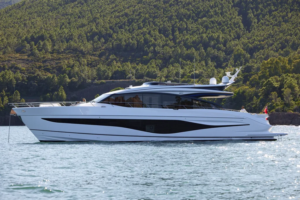 Princess S80 yacht