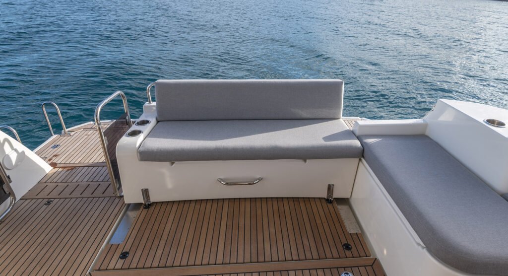 2 cabin trawler from France, warm interior details