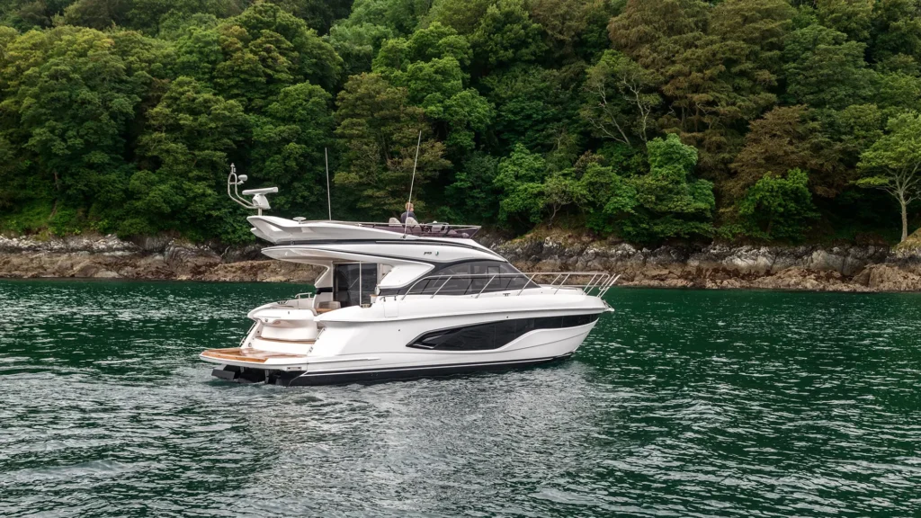 2 cabin flybridge yacht interior and master cabin