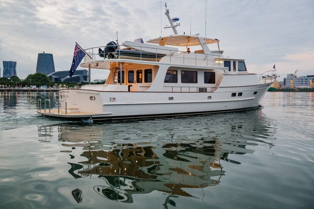 26 metre luxury yacht for sale, interior and living space