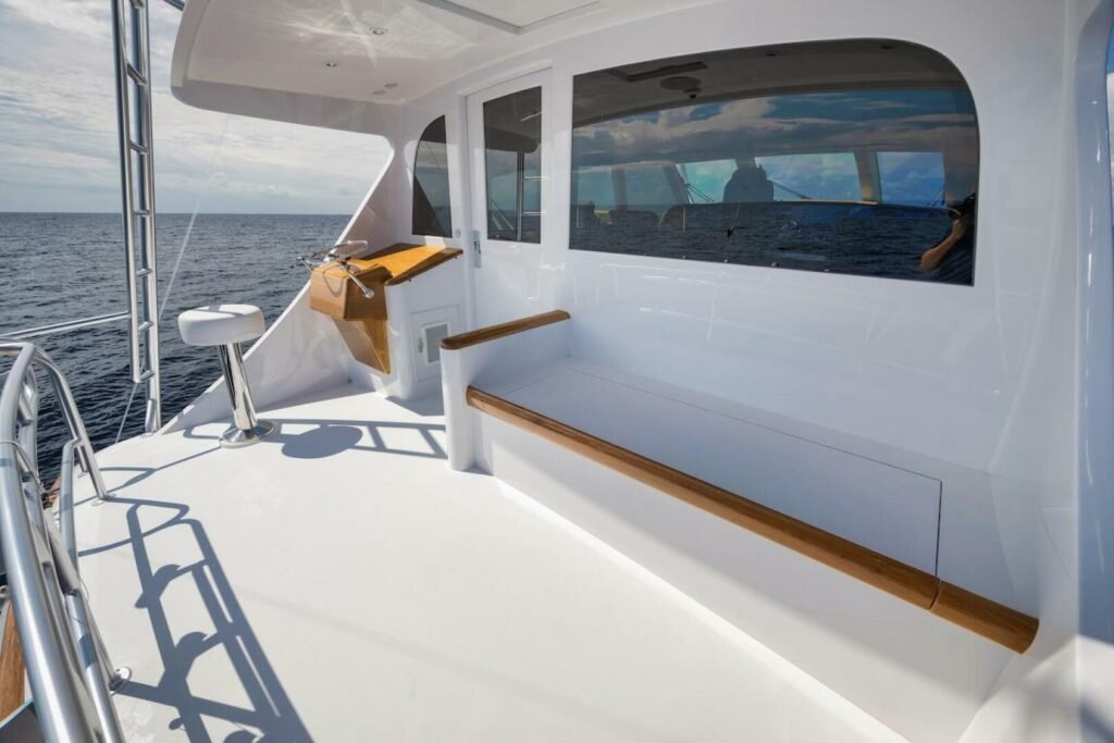 26 metre Yachtfisher yacht for sale, interior and living space
