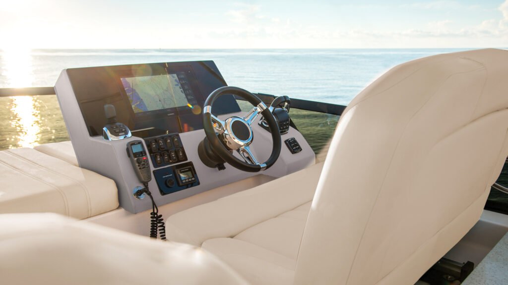 14 metre 2 cabin yacht around 400,000 euros, interior view