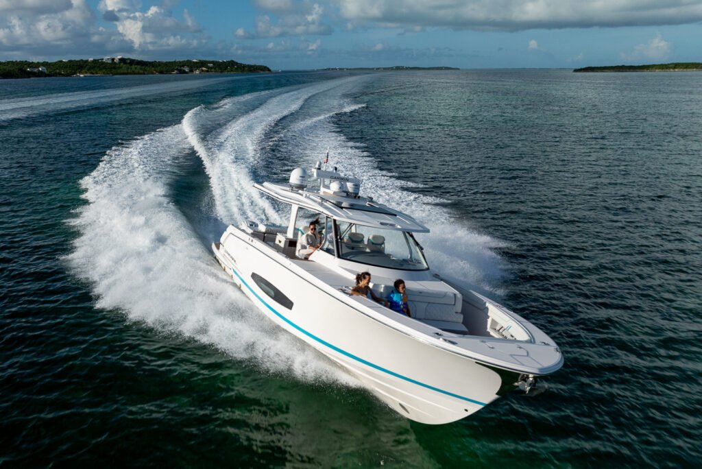Regal 43 SAV yacht