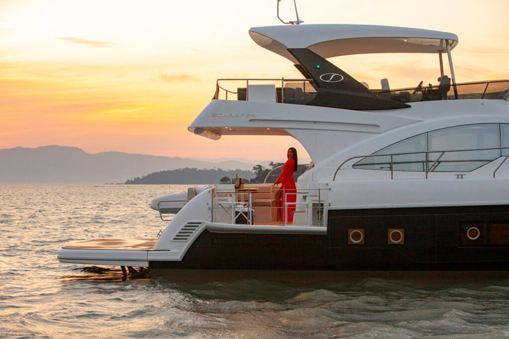18 metre 3 cabin planing yacht for sale, interior and living space