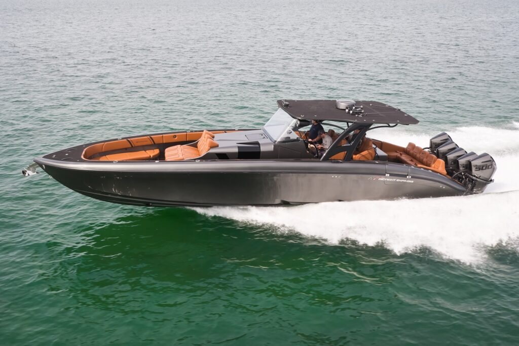 14 metre US-built yacht at anchor in coastal waters