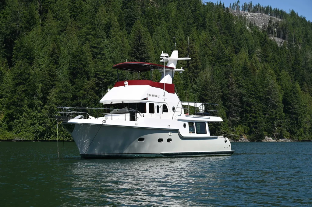 16 guest semi displacement trawler yacht, inviting interior