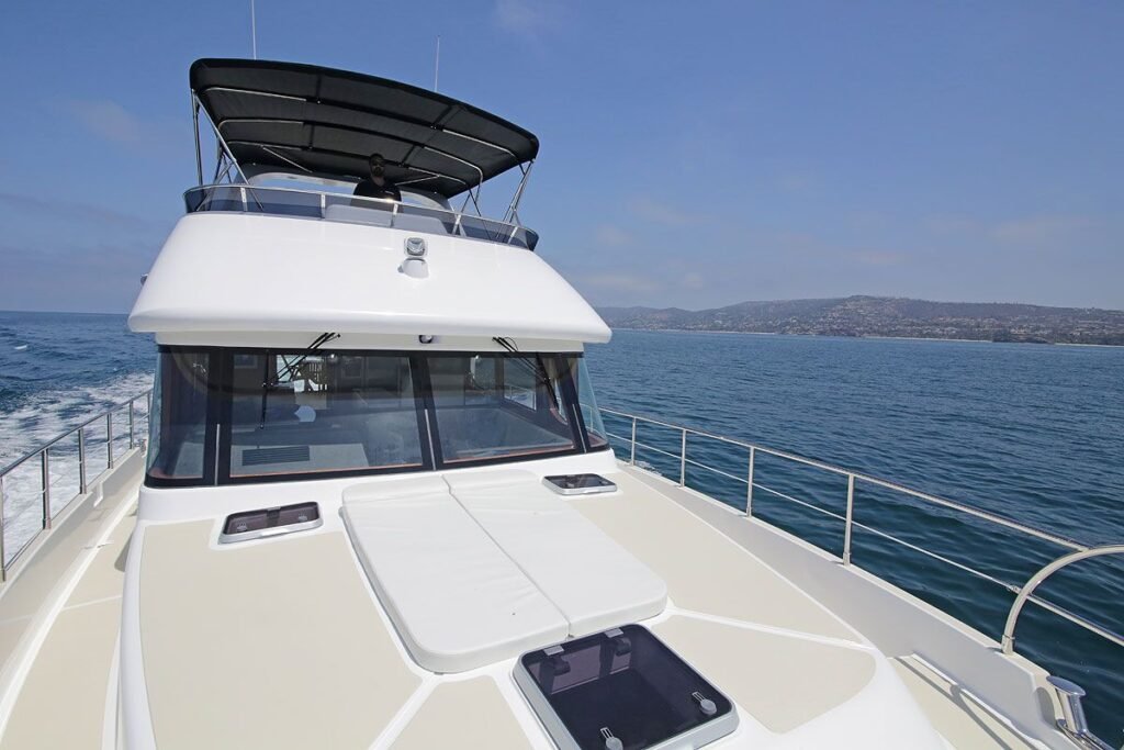 18 metre 8 guest semi displacement yacht for sale, interior