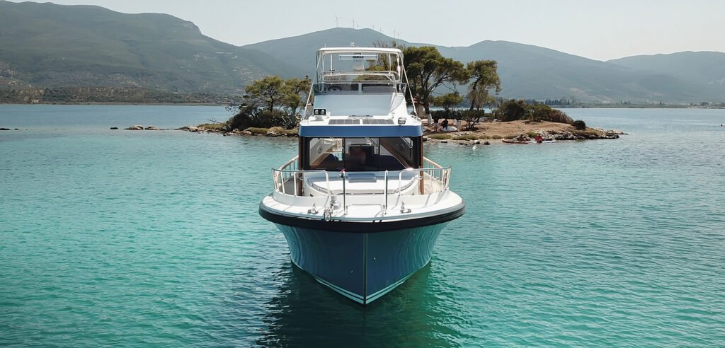 2 cabin monohull from Finland, cabin interior detail