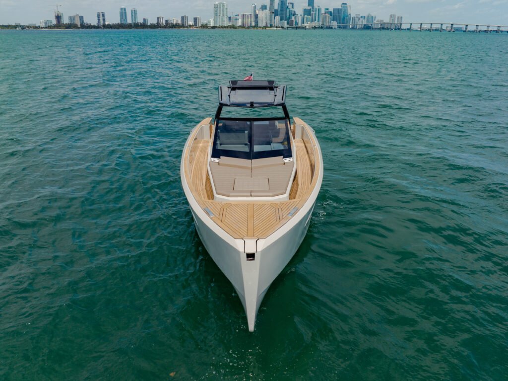 Evo Yachts R4 WA for sale
