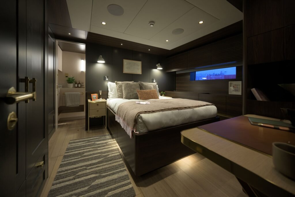 26 metre British built yacht for sale, at anchor