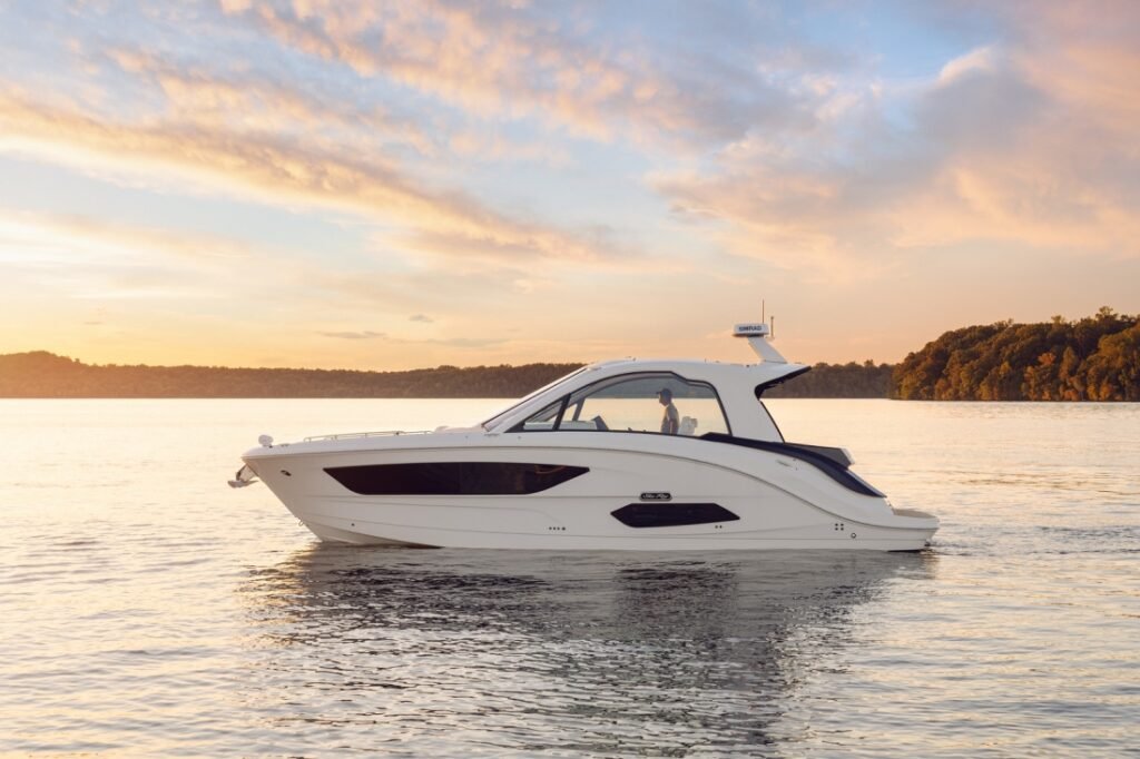 luxury 2 cabin yacht around 300000 euros yacht for sale, interior and living space