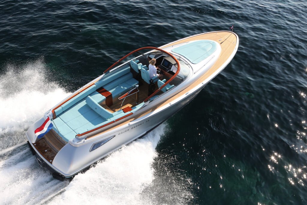 12 metre Dutch planning hull yacht for sale, at anchor in calm seas