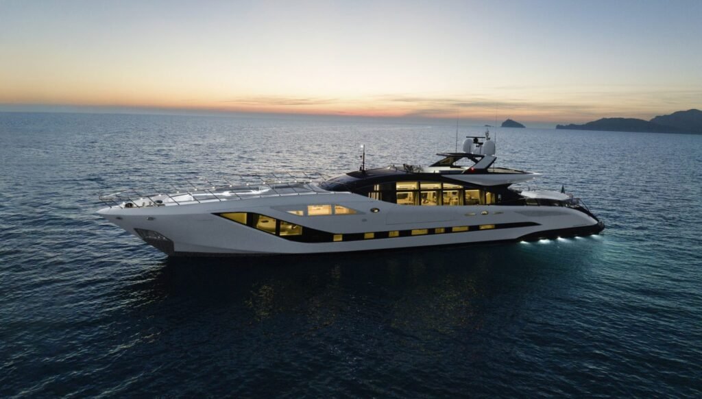 6 cabin Italian built yacht for sale, interior and living space