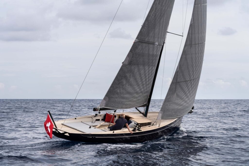 12 metre 8 guest monohull yacht salon and dining area