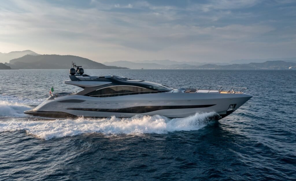 32 metre 4 cabin planing yacht for sale, flybridge entertaining