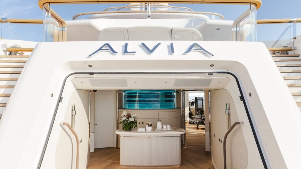 Alvia beach club
