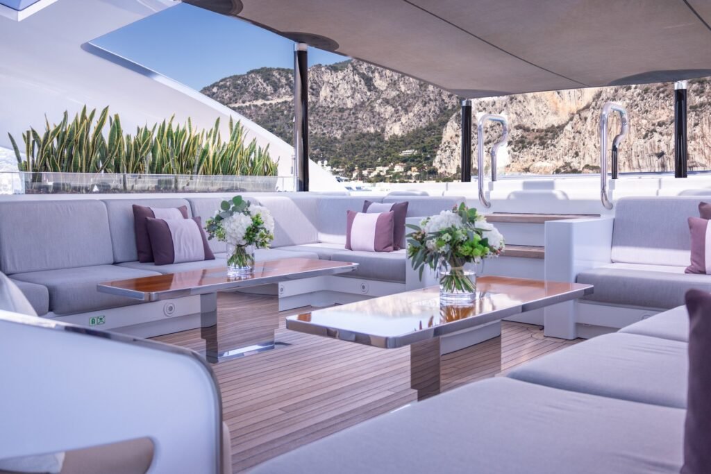 Illusion charter 8