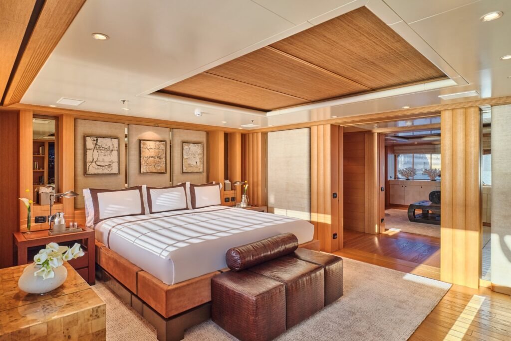 Kogo Yacht for charter 11
