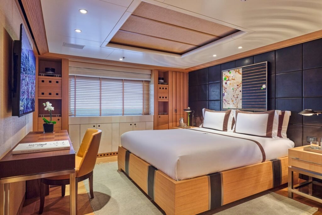 Kogo Yacht for charter 13