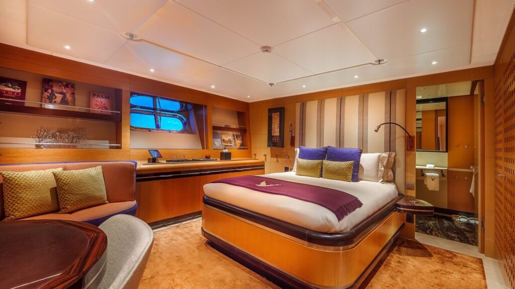 Maltese Falcon lower deck double cabin