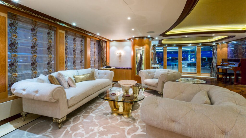 Solandge interior