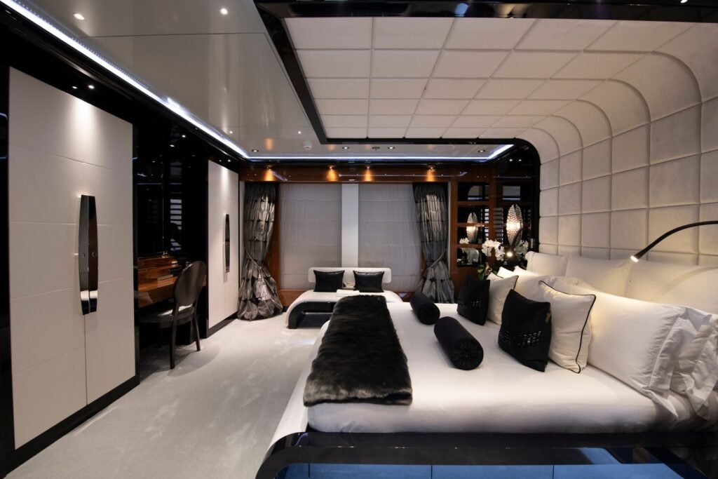 Talisman C Yacht for charter 11