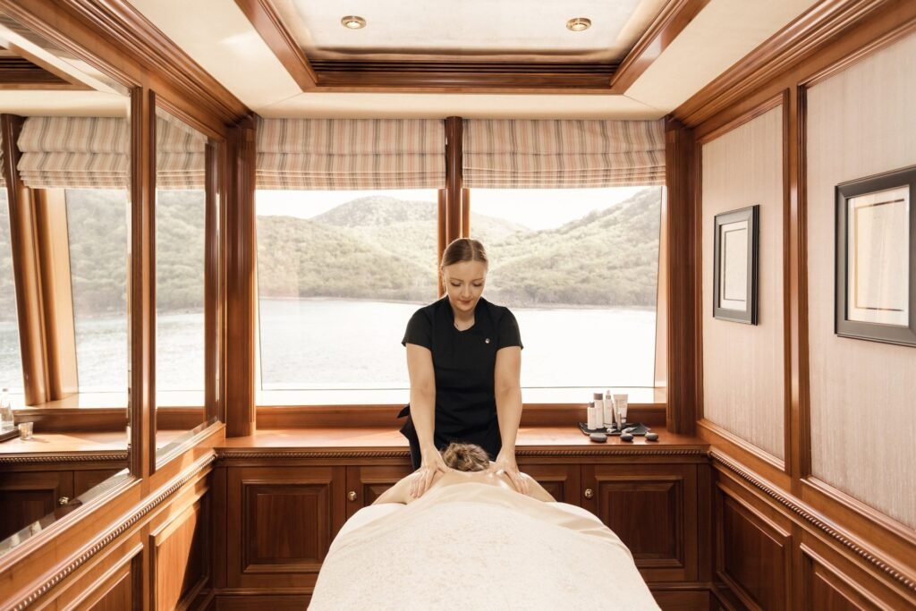 Titania Yacht for charter 15