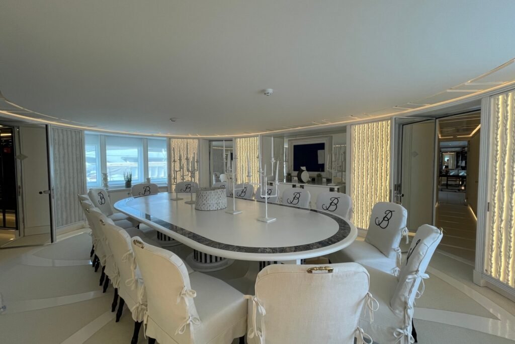 Virginian Yacht for charter 4