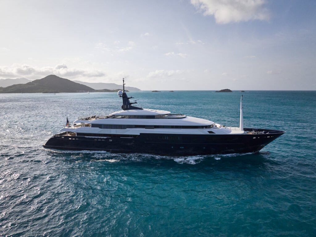 Arbema yacht for charter