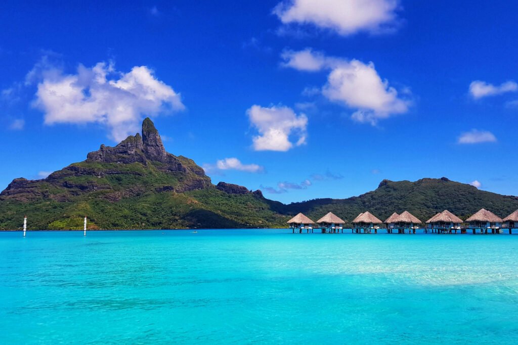 bora bora yacht for charter