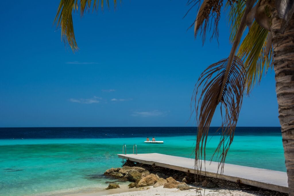 caracos yacht for charter