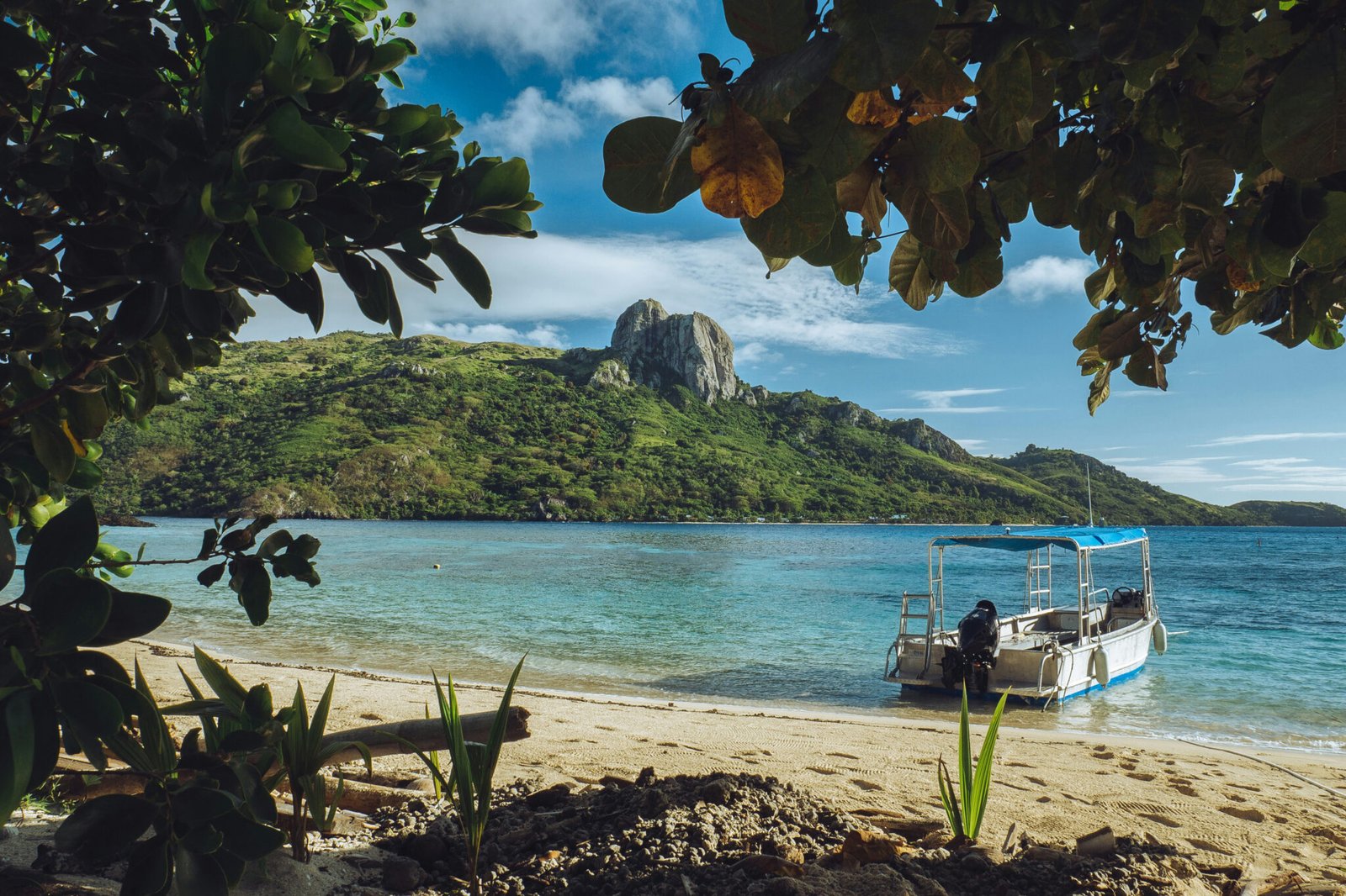 fiji yacht for charter